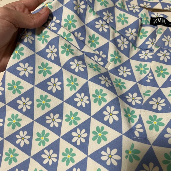 Zara Set - Picture 3 of 5